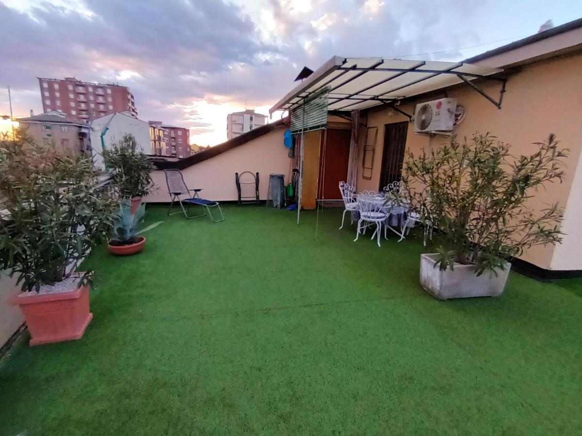 Апартаменти Terrazzo In Centro Сереньо Екстер'єр фото